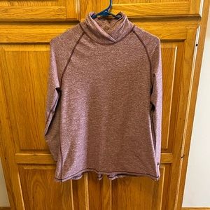 Women’s Lululemon top